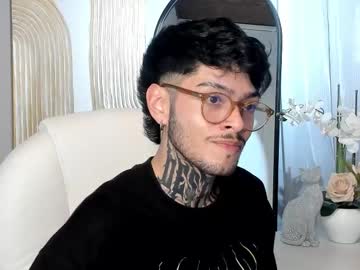 Mihailleroy Chaturbate stream image from February 11, 2025