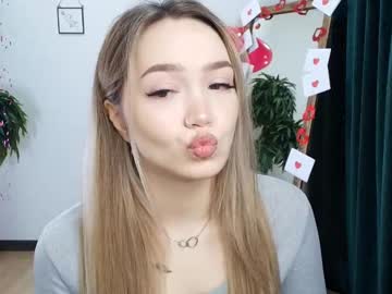 Hottease_Pvt Chaturbate stream image from February 11, 2025