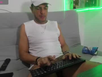 Latinmartin73 Chaturbate stream image from February 11, 2025