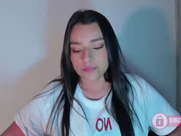 Mypretty_Isabella Chaturbate stream image from February 11, 2025