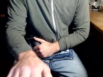 Dontworryjustwatch Chaturbate stream image from February 11, 2025