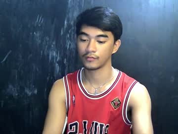 Manilahottestman Chaturbate stream image from February 11, 2025
