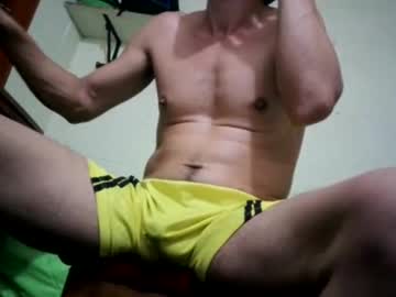 Rangelmunoz Chaturbate stream image from February 11, 2025