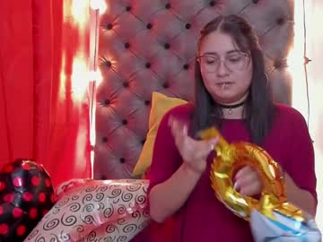 Luna_0211 Chaturbate stream image from February 11, 2025