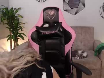 Mayli_Xx Chaturbate stream image from February 11, 2025
