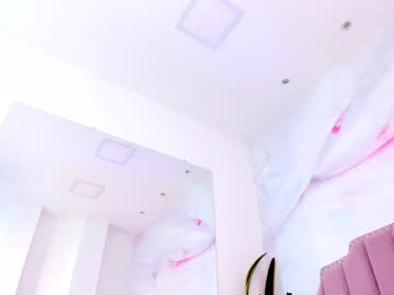 Scarleth_Beach Chaturbate stream image from February 11, 2025
