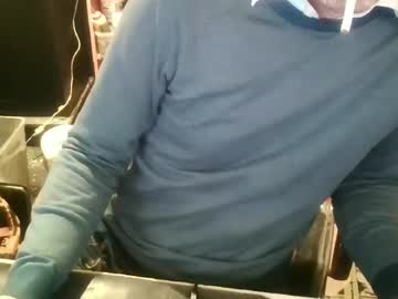Youmepleasure Chaturbate stream image from February 11, 2025