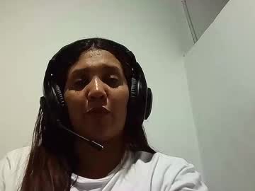 Zurigardner Chaturbate stream image from February 11, 2025