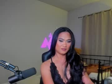 Ynaong Chaturbate stream image from February 11, 2025