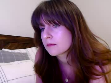 Ashleyyylove13 Chaturbate stream image from February 11, 2025