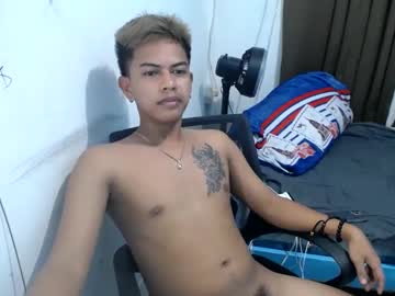 Boyax16 Chaturbate stream image from February 11, 2025