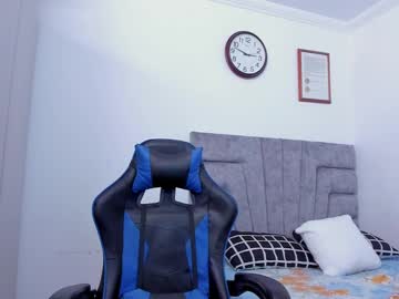 Deonjhonson Chaturbate stream image from February 11, 2025