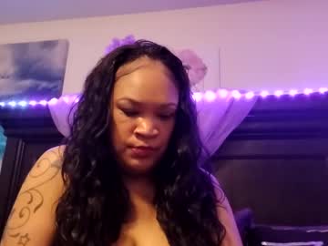 Isabellacloverlove Chaturbate stream image from February 11, 2025