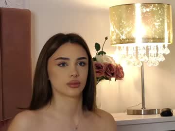 Ivymoon_ Chaturbate stream image from February 11, 2025
