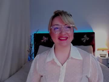 Millabelles Chaturbate stream image from February 11, 2025