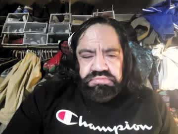 Papi_2375 Chaturbate stream image from February 11, 2025