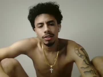 The1zues Chaturbate stream image from February 11, 2025