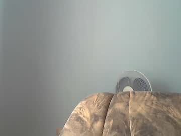 Vazik2345 Chaturbate stream image from February 11, 2025