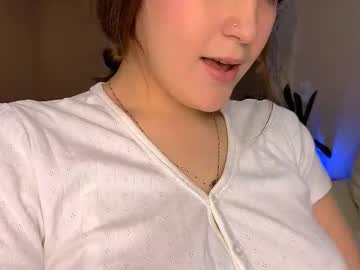 Li_Ni_ Chaturbate stream image from February 11, 2025