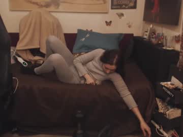 Glamourhottie Chaturbate stream image from February 11, 2025