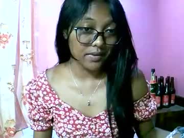 Anaelle5 Chaturbate stream image from February 11, 2025