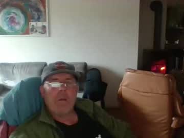 Charles6064 Chaturbate stream image from February 11, 2025