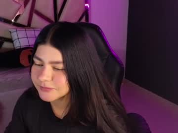 Emmalee_A Chaturbate stream image from February 11, 2025