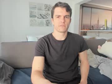 Heterooli Chaturbate stream image from February 11, 2025