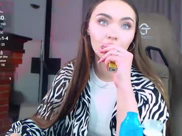 Kira_Jin Chaturbate stream image from February 11, 2025