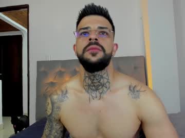 Andrewsaint1 Chaturbate stream image from February 11, 2025