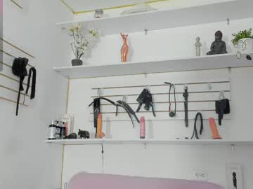 Alejandra_Dunn Chaturbate stream image from February 11, 2025