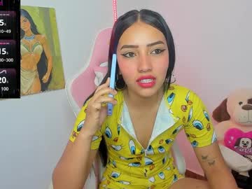 Karely_Sweet Chaturbate stream image from February 11, 2025