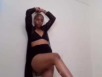 Nivea_Rose Chaturbate stream image from February 11, 2025