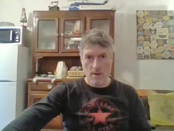 22esserre Chaturbate stream image from February 11, 2025