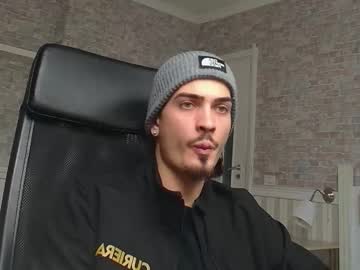 Brandontatex Chaturbate stream image from February 11, 2025