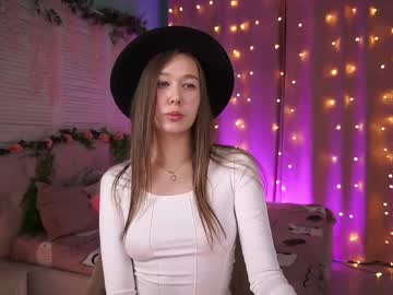 Camillahartman Chaturbate stream image from February 11, 2025