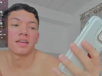 Iamjulian_ Chaturbate stream image from February 11, 2025