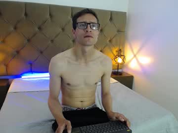 Jackkfox Chaturbate stream image from February 11, 2025