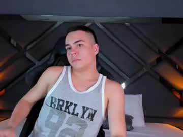 Justindrix Chaturbate stream image from February 11, 2025