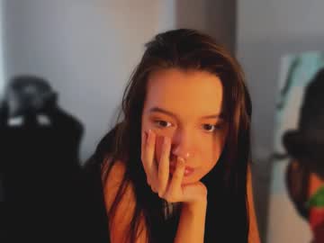 Lililaluna Chaturbate stream image from February 11, 2025