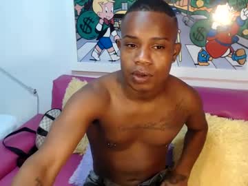 Taylorbigcock25cm Chaturbate stream image from February 11, 2025