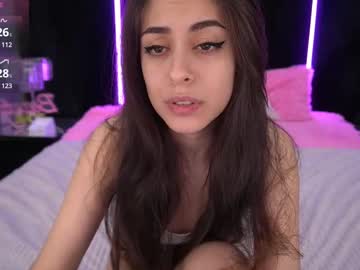 Goldbabys Chaturbate stream image from February 11, 2025