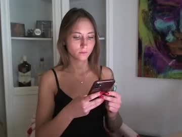 Mistress_Kasandrra Chaturbate stream image from February 11, 2025