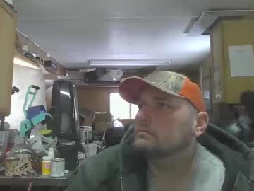 Outdoorsmanpa Chaturbate stream image from February 11, 2025