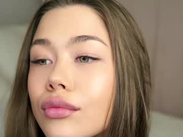 Oxonmymind Chaturbate stream image from February 11, 2025