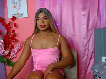 Elektra_And_Lulu Chaturbate stream image from February 11, 2025