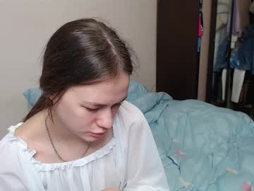 Leila_Bambi Chaturbate stream image from February 11, 2025
