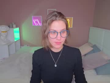 Maryymiller Chaturbate stream image from February 11, 2025