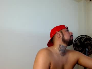 Mikel_Thomson Chaturbate stream image from February 11, 2025