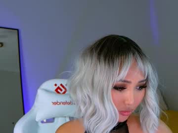 Queen_Of_Asia_ Chaturbate stream image from February 11, 2025
